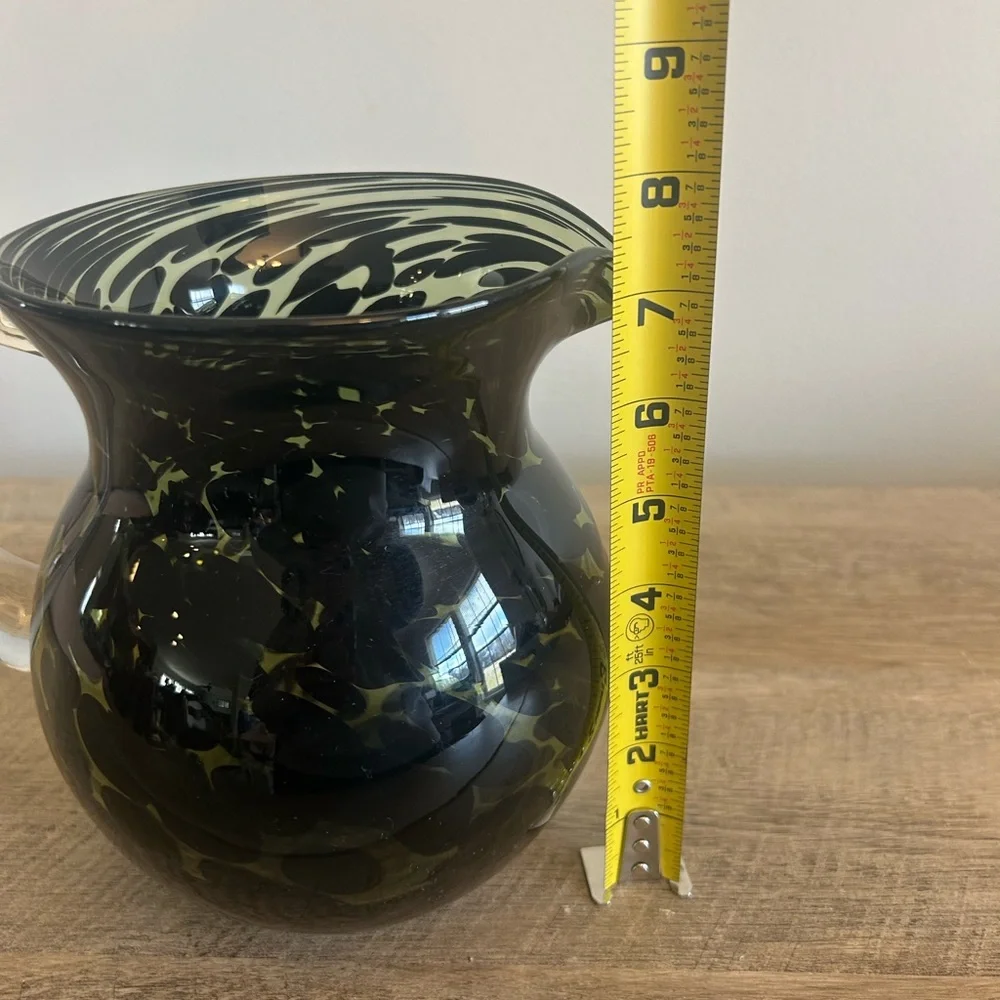 Mid Mod Green Black Speckled Glass Cocktail Pitcher Pier 1‎ 32 OZ Water Pitcher